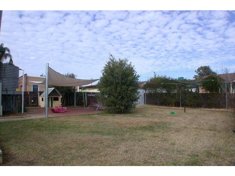 4 Kinarra Street TAMWORTH 2340, Tamworth NSW 2340