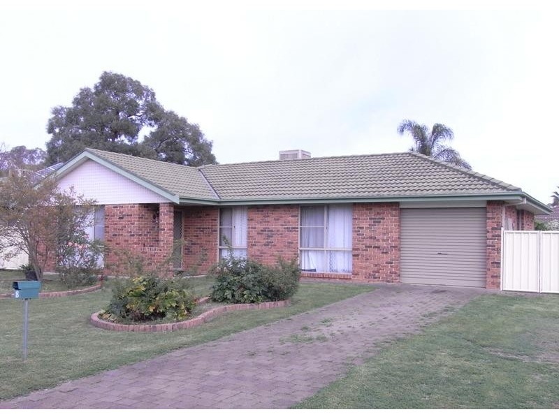 8 Baxter Place TAMWORTH 2340, Tamworth NSW 2340