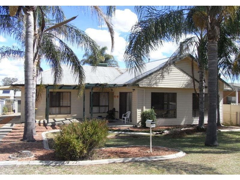 13 Parry Street TAMWORTH 2340, Tamworth NSW 2340