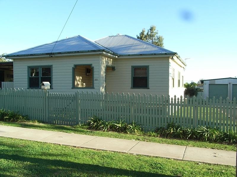 149 Johnston  Street TAMWORTH 2340, Tamworth NSW 2340