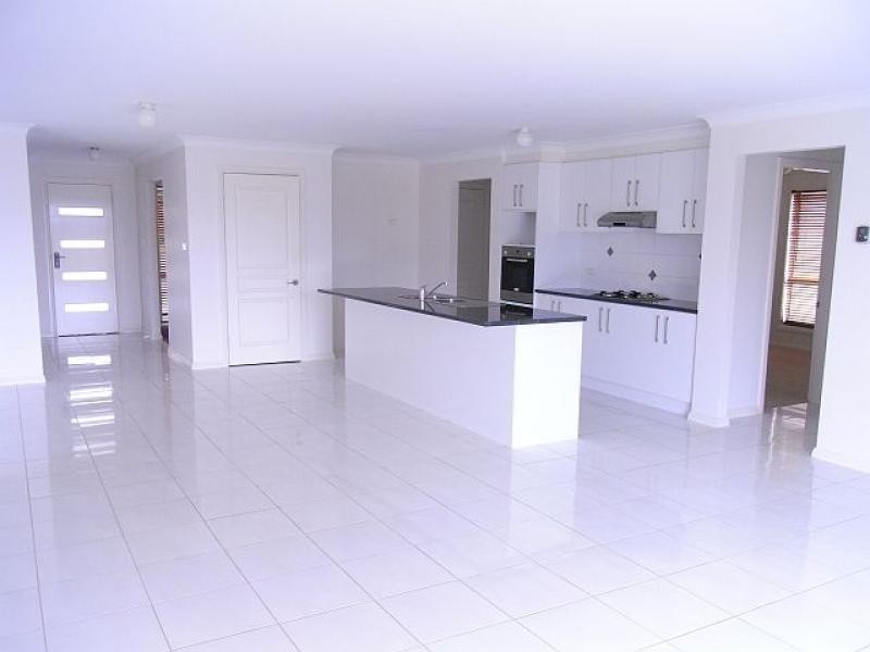 9 Falcon Drive CALALA 2340, Calala NSW 2340