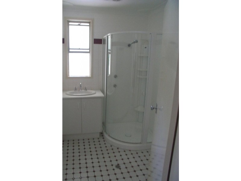 102A Rawson  Avenue TAMWORTH 2340, Tamworth NSW 2340