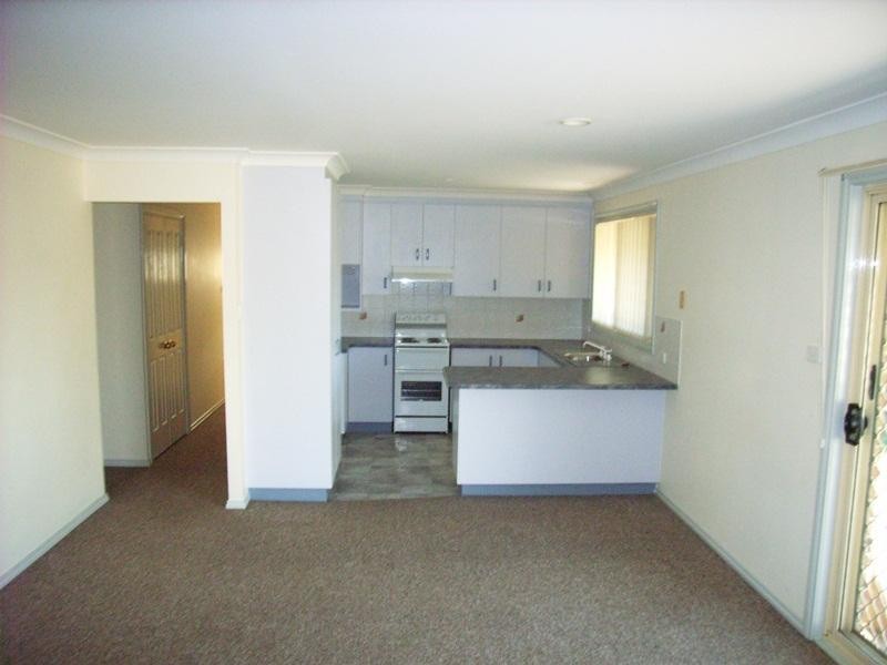25 Southview  Street TAMWORTH 2340, Tamworth NSW 2340