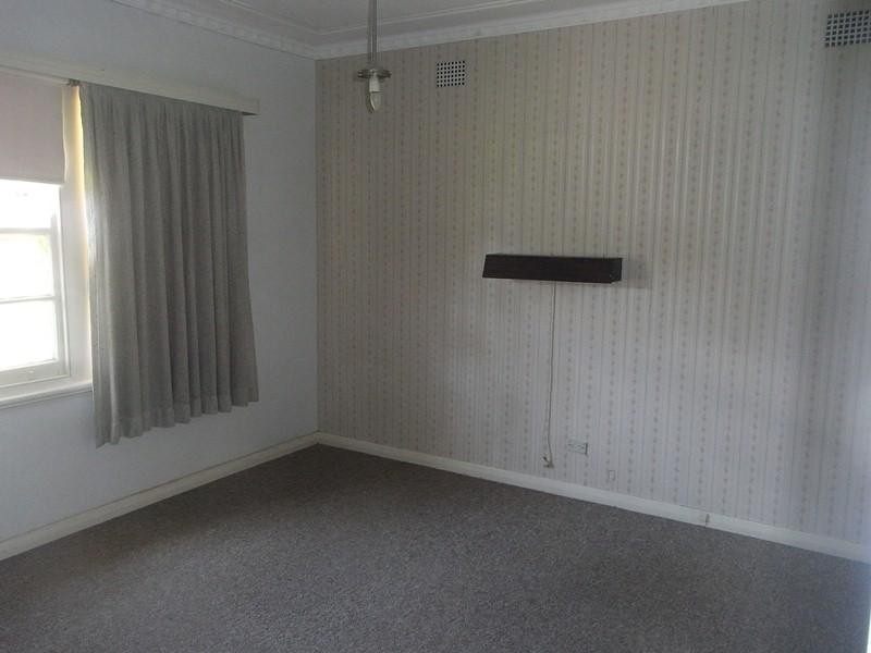 61 Raglan Street TAMWORTH 2340, Tamworth NSW 2340