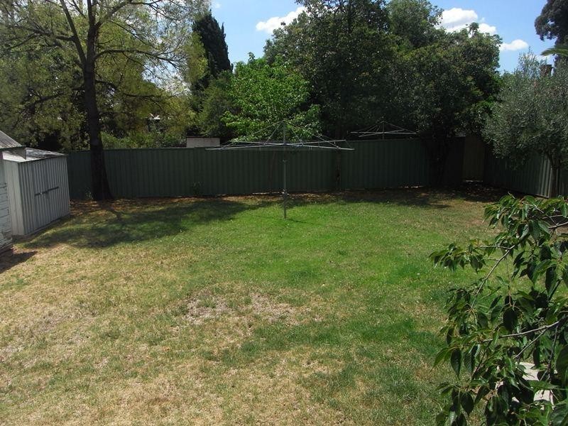 24 White Street TAMWORTH 2340, Tamworth NSW 2340