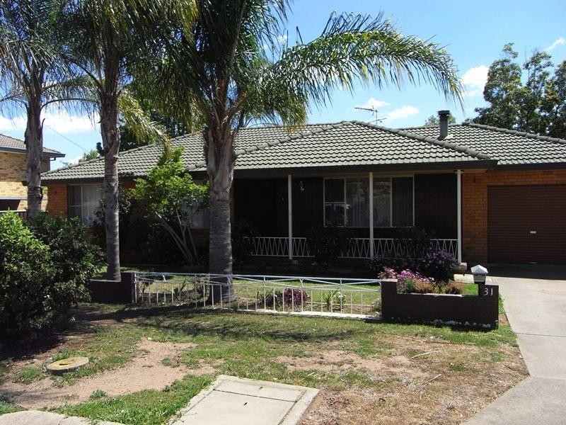 31 Arinya Street TAMWORTH 2340, Tamworth NSW 2340