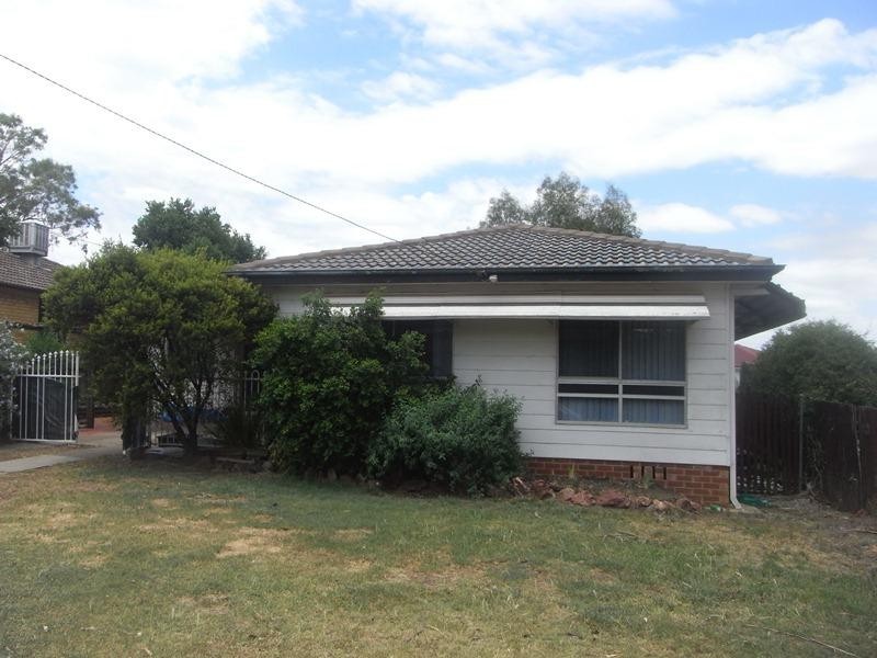 4 Fisher Road TAMWORTH 2340, Tamworth NSW 2340