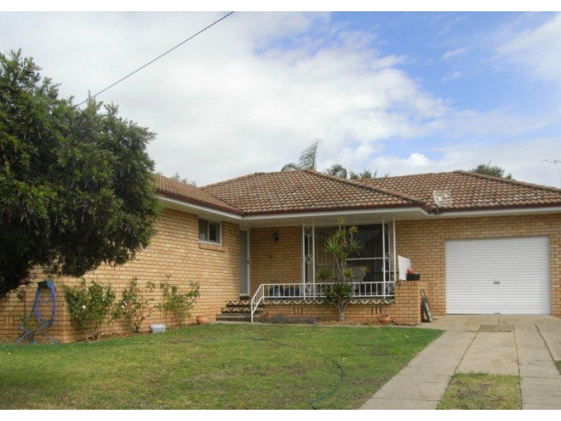 12 Murrawai  Street TAMWORTH 2340, Tamworth NSW 2340