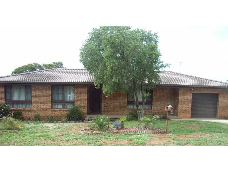 11 Graham Street TAMWORTH 2340, Tamworth NSW 2340