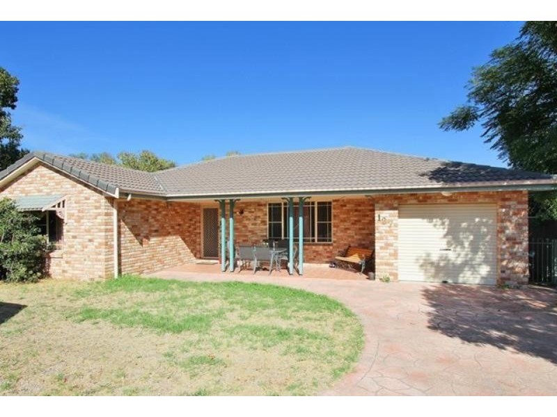 127A Carthage Street TAMWORTH 2340, Tamworth NSW 2340