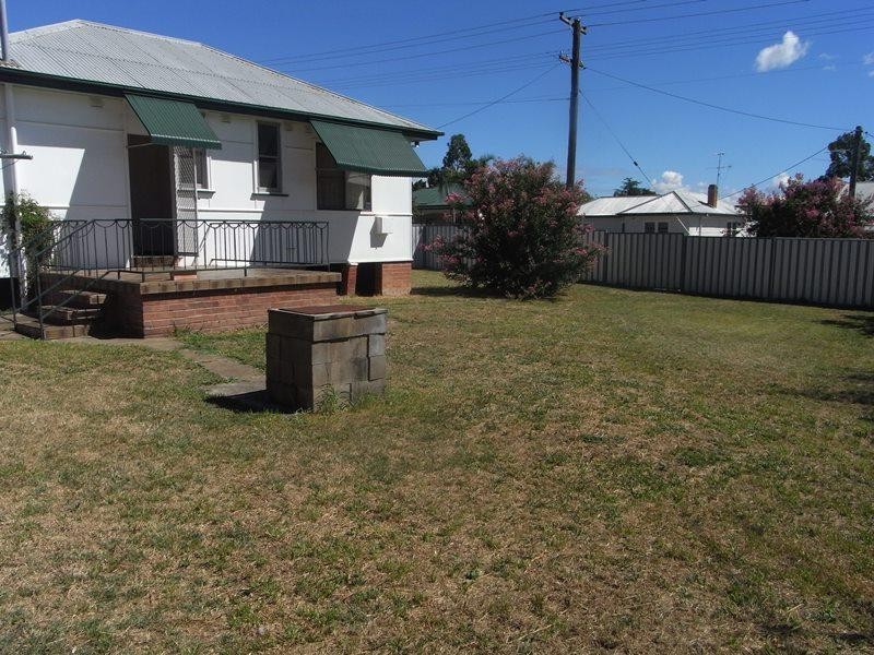 49 Robert Street TAMWORTH 2340, Tamworth NSW 2340