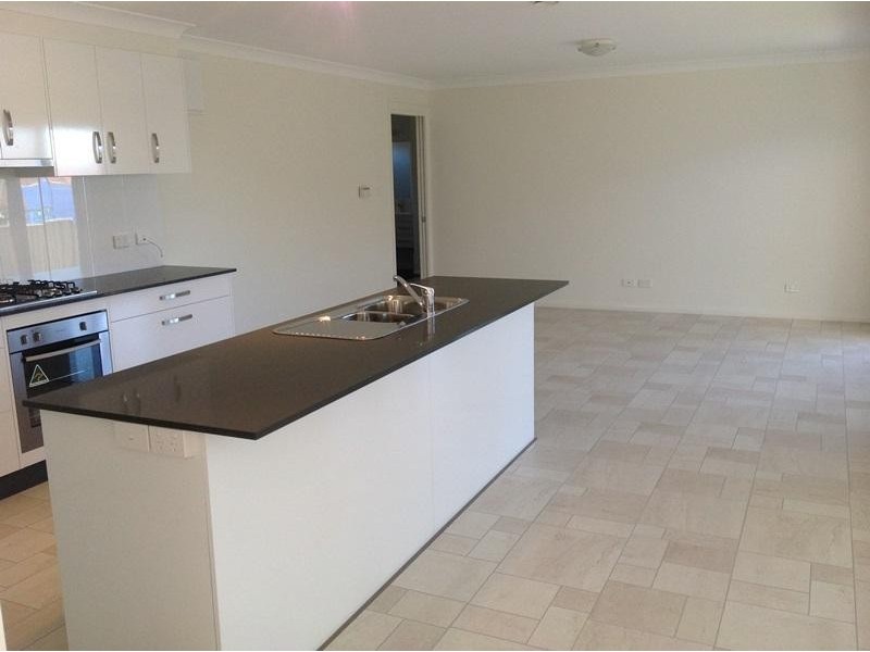 22 Fishermans Place TAMWORTH 2340, Tamworth NSW 2340