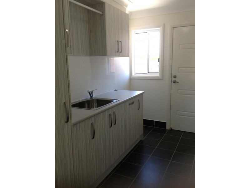 22 Fishermans Place TAMWORTH 2340, Tamworth NSW 2340