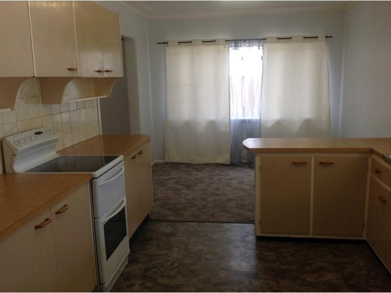 117 Robert Street TAMWORTH 2340, Tamworth NSW 2340