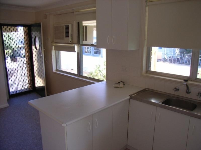 102a Rawson  Avenue TAMWORTH 2340, Tamworth NSW 2340