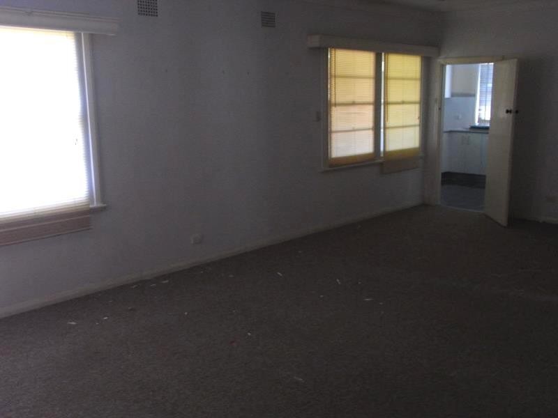 61 Raglan Street TAMWORTH 2340, Tamworth NSW 2340