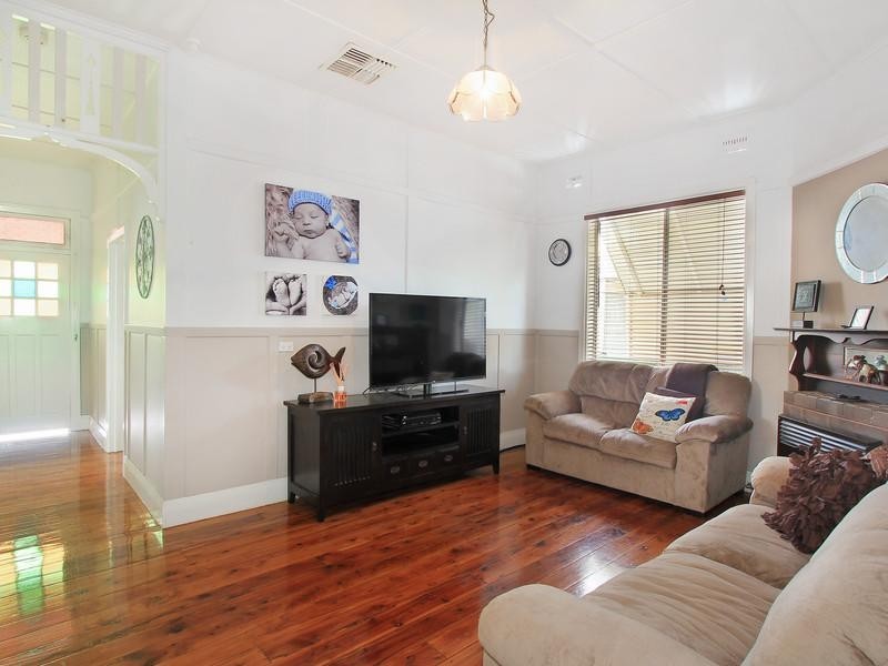 110 Denison Street TAMWORTH 2340, Tamworth NSW 2340