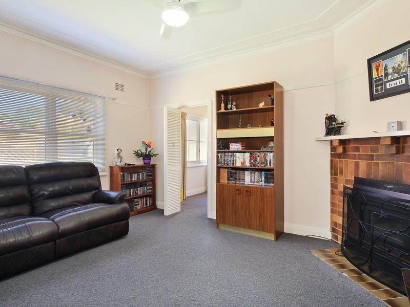 110 Upper  Street TAMWORTH 2340, Tamworth NSW 2340