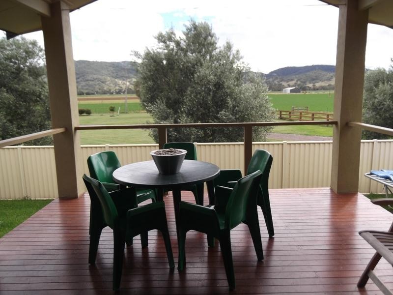 14 Baker Close CALALA 2340, Calala NSW 2340