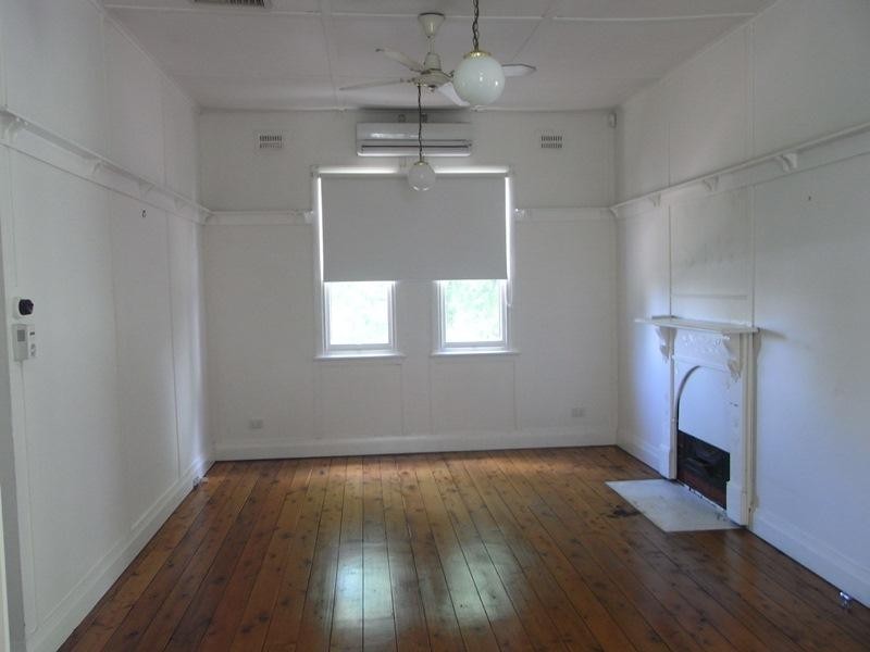 24 White  Street TAMWORTH 2340, Tamworth NSW 2340