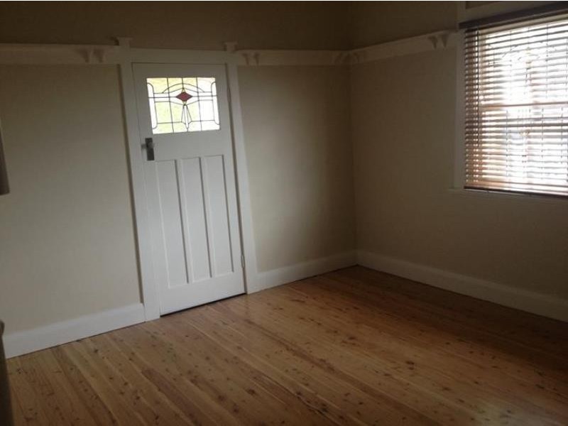 22 Dean Street, Tamworth NSW 2340