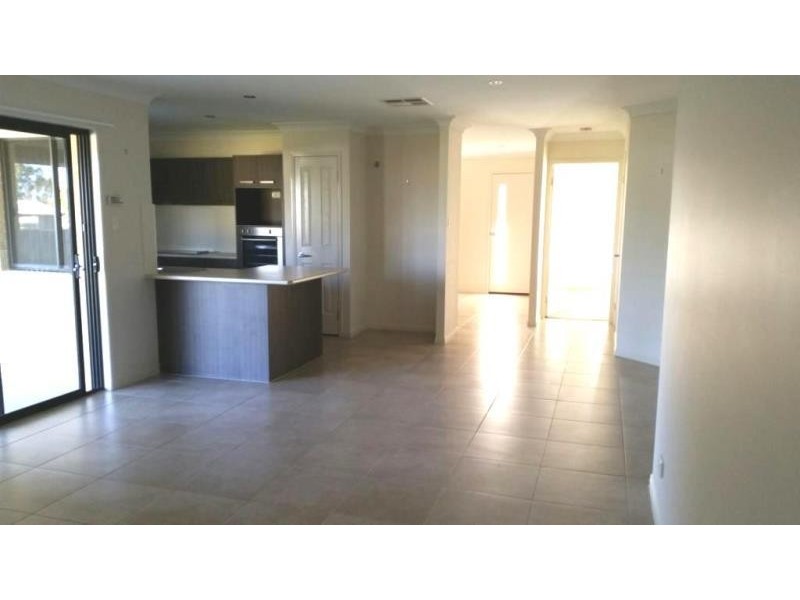 14 Joe Coates Place, Manilla NSW 2346