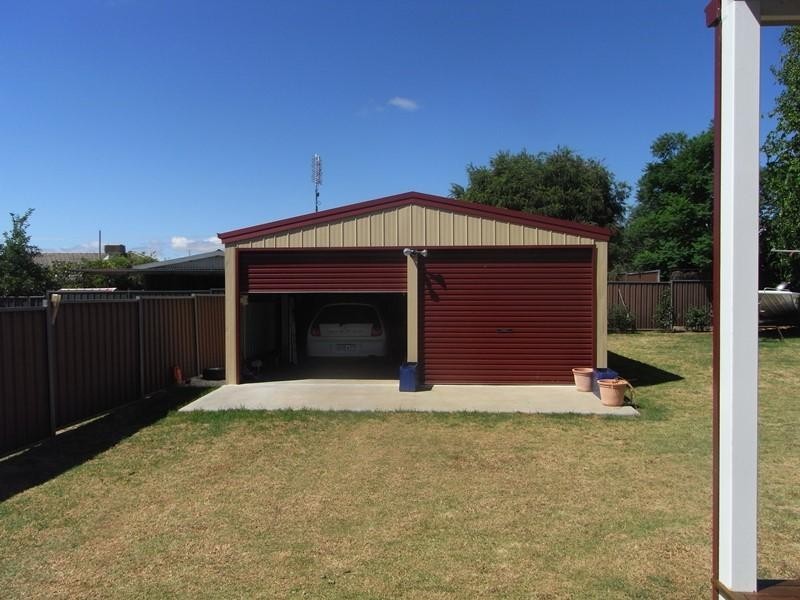 15 Warren Street, Tamworth NSW 2340
