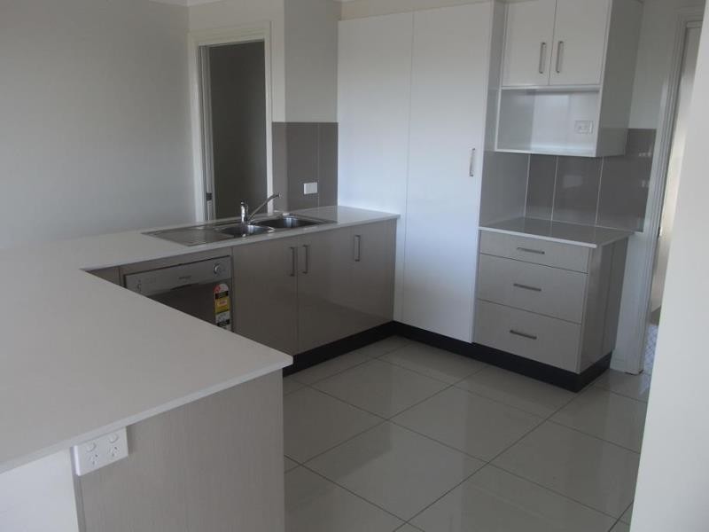 5 CARNEGIE Place, Tamworth NSW 2340