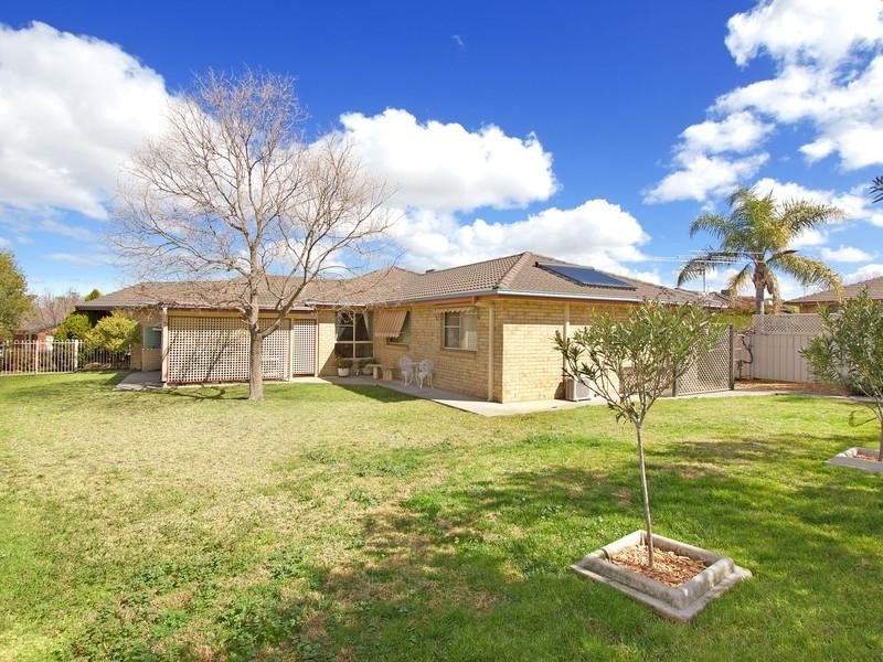 4 Clancy Court, Tamworth NSW 2340