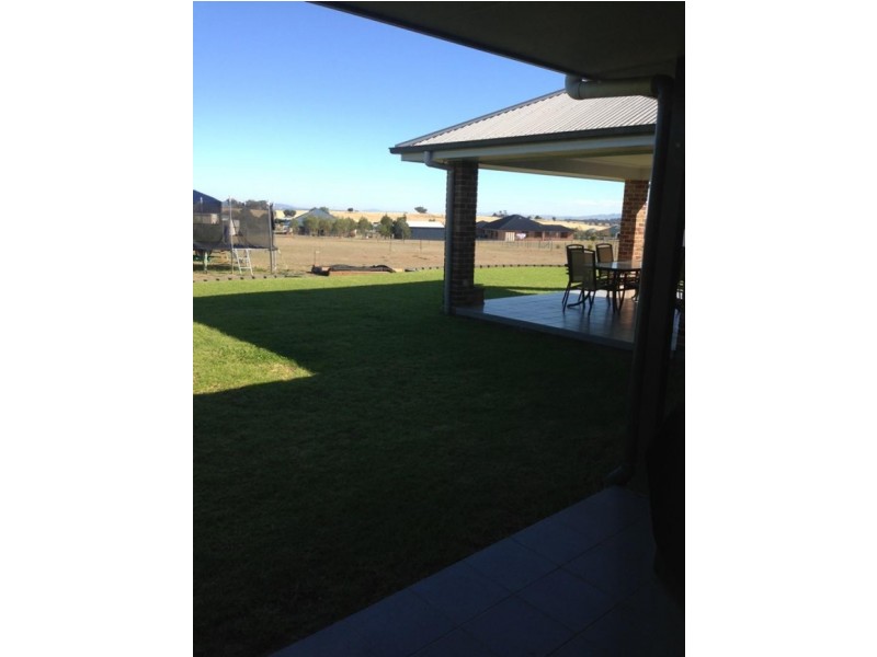 3 Benarkin  Drive, Tamworth NSW 2340