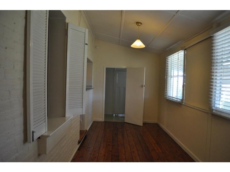 53 Carthage  Street, Tamworth NSW 2340