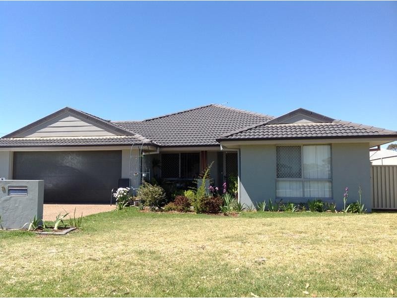 3 Drakeford Street, Westdale NSW 2340