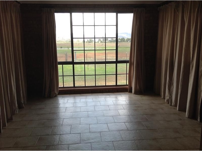 50 Flinders Street, Westdale NSW 2340