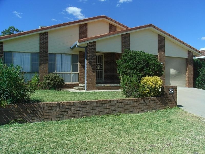 32 Noonga Crescent, Tamworth NSW 2340