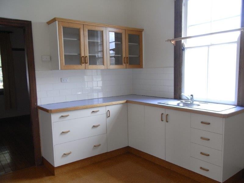 72 Crown Street, Tamworth NSW 2340