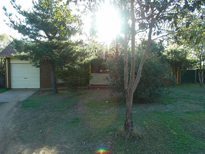 2 Higgins Lane, Tamworth NSW 2340