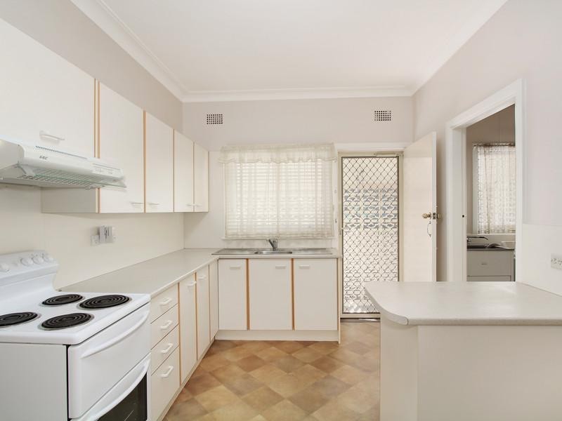 63 Robert Street, Tamworth NSW 2340