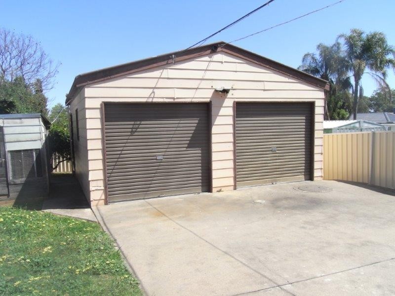 18 John Street, Tamworth NSW 2340