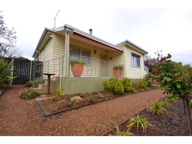 17 Queensberry Street DAYLESFORD 3460, Daylesford VIC 3460