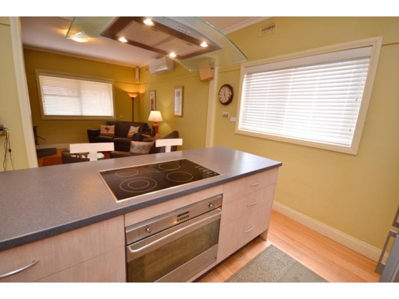 17 Queensberry Street DAYLESFORD 3460, Daylesford VIC 3460