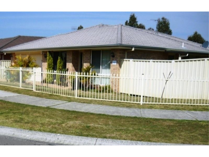 14 Highcliff Close  WOONGARRAH 2259, Woongarrah NSW 2259