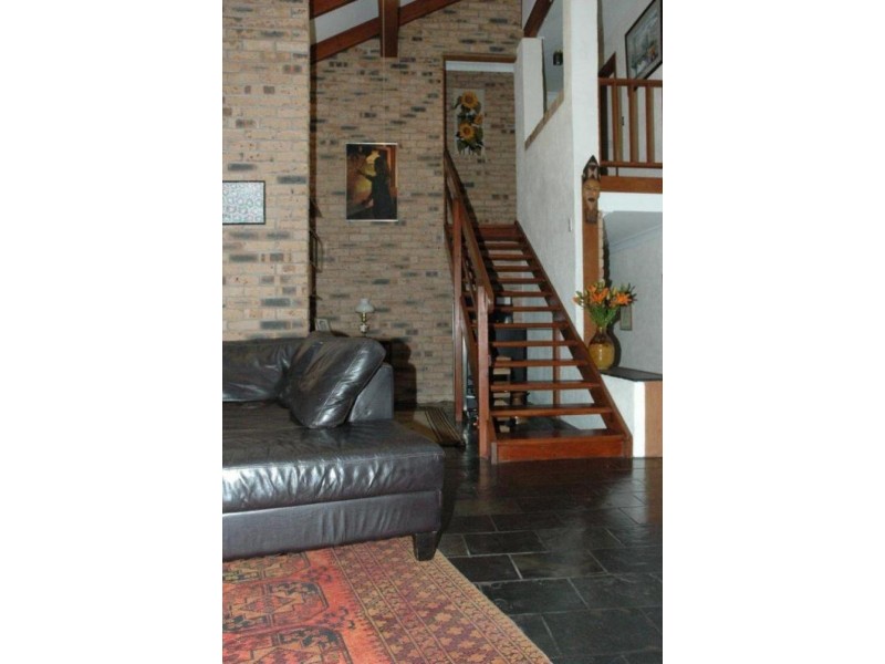 2 Hamilton Avenue, Bowral NSW 2576