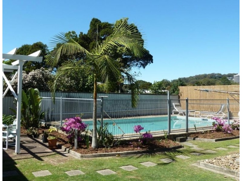 16 Diana Avenue  BURLEIGH HEADS 4220, Burleigh Heads QLD 4220