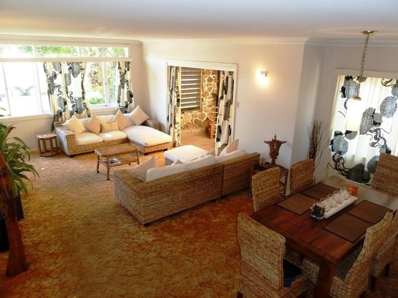 16 Diana Avenue  BURLEIGH HEADS 4220, Burleigh Heads QLD 4220