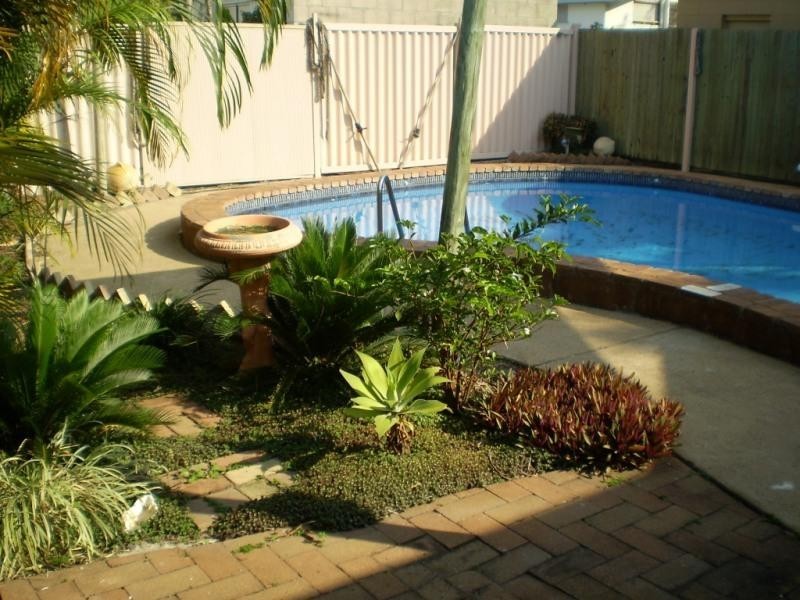 10 Atoll Street, Saunders Beach QLD 4818