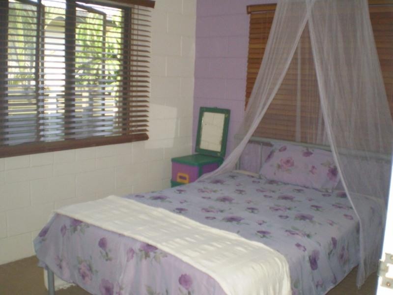 10 Atoll Street, Saunders Beach QLD 4818