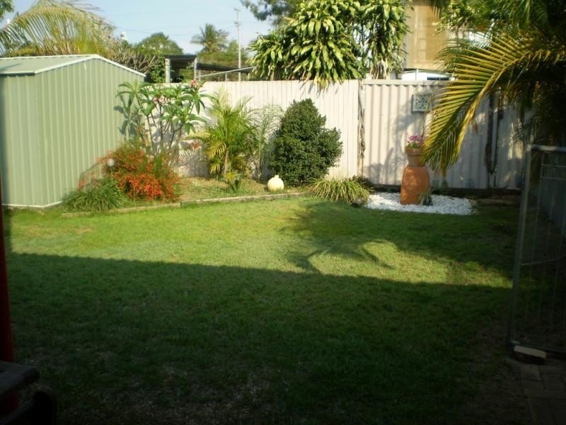 10 Atoll Street, Saunders Beach QLD 4818