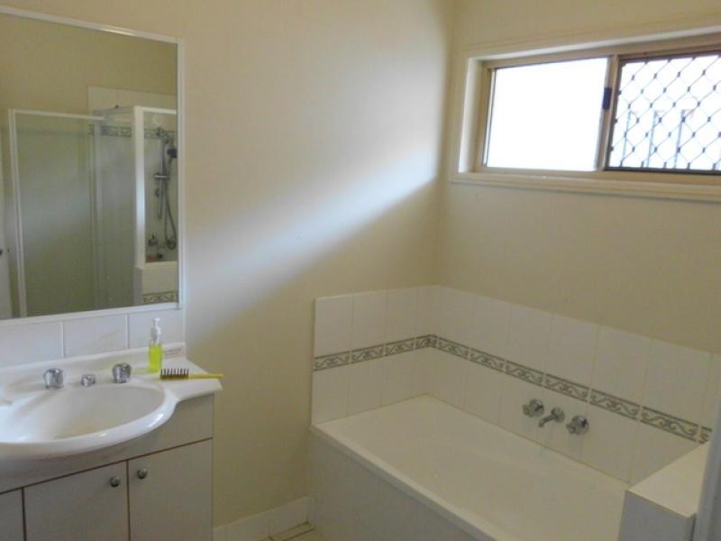 57 Hilltop Place, Banyo QLD 4014