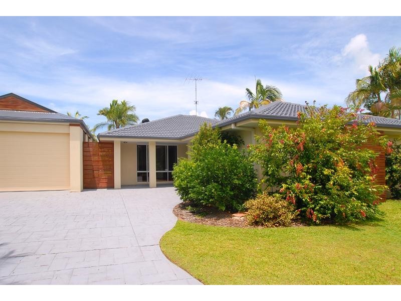 6 Lillypilly Place, Mooloolaba QLD 4557