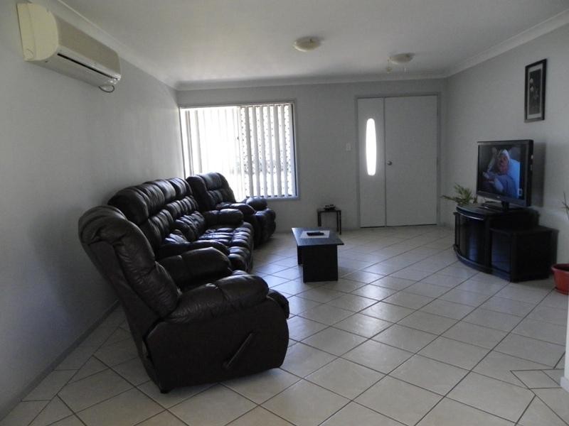 107 Gipps St, Nanango QLD 4615